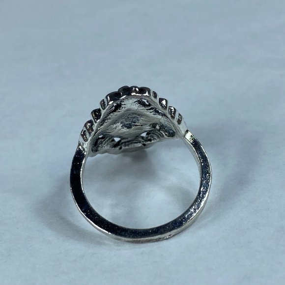Silver Tone Filagree Ring Black Inlay Small Pinky Finger Approximate Size 6 - Picture 3 of 15